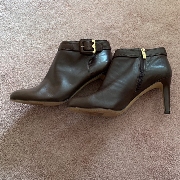 Worn only indoors a few times. In very good like new condition.👠 - Picture 3 of 7